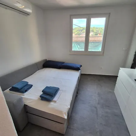Pia, Apartmán *